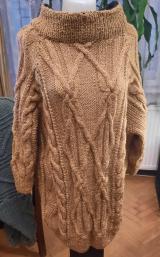 bronzszínű, kézzel kötött női pulóver