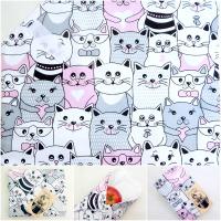 Újraszalvéta cicák sorban