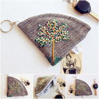 Virágzó japán cseresznyefa - Anne - kézzel hímzett körcikk kulcstartó