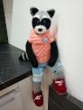 Kézzel kötött amigurumi mosómedve 